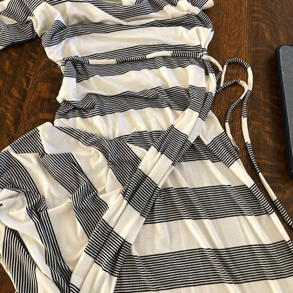 NEW Vitamin A Island Maxi in Nomad Stripe NWT - Picture 8 of 16